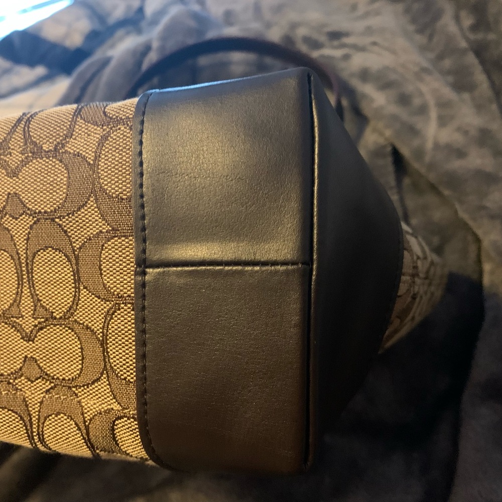 Coach Shoulder Bag - Picture 5 of 10